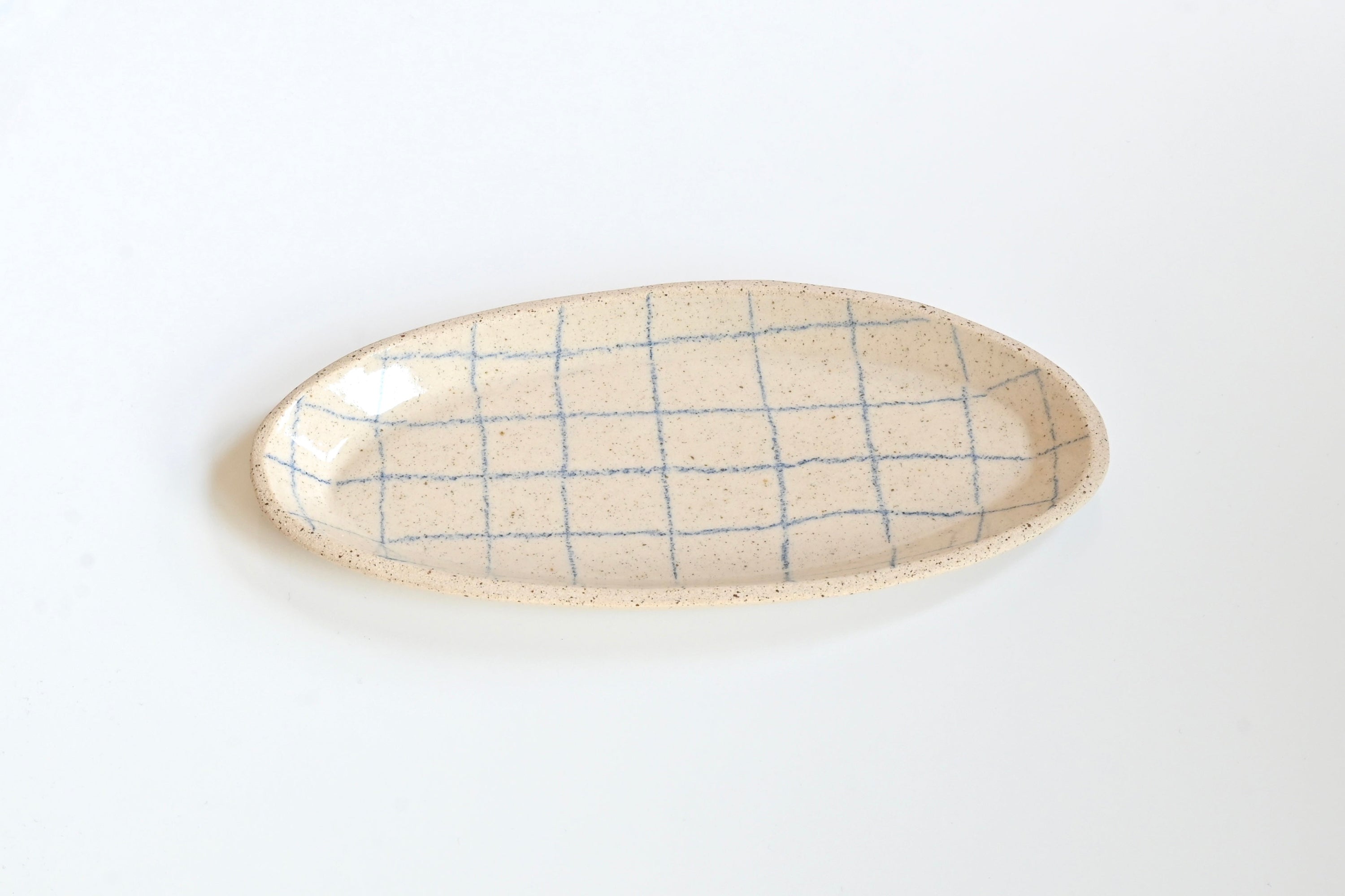 oval tray